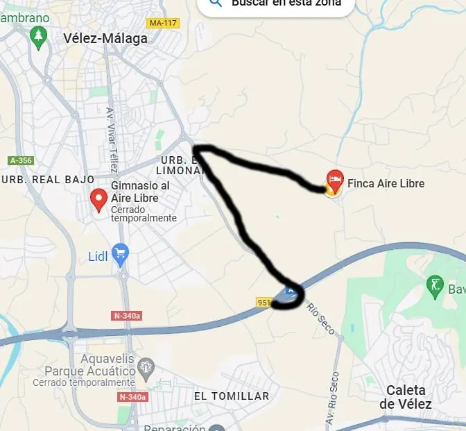 Bungalow Con Piscina Cerca De La Playa De Torre Del Mar Ideal Familias Velez Malaga Spagna